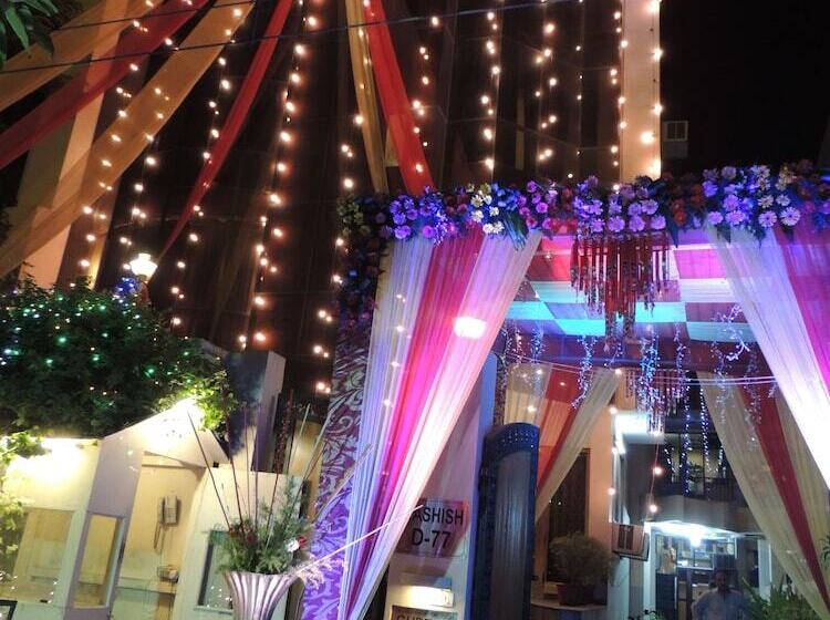酒店 Kashish Residency And Banquet