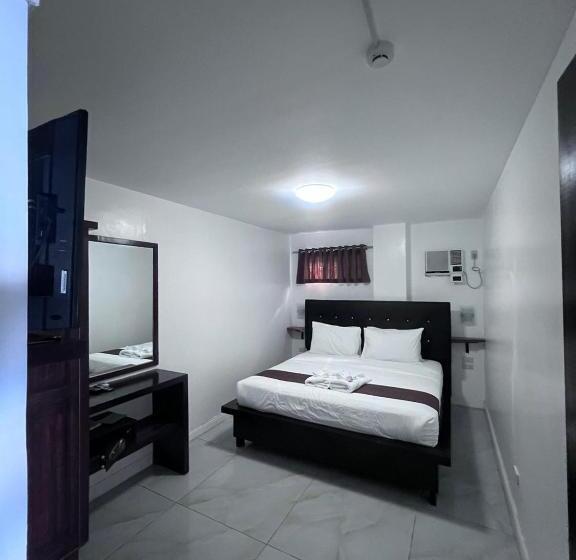 هتل Manarra Sea View Resort