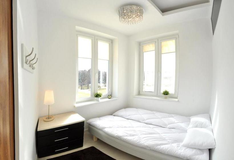 ホテル Midtown Hostel