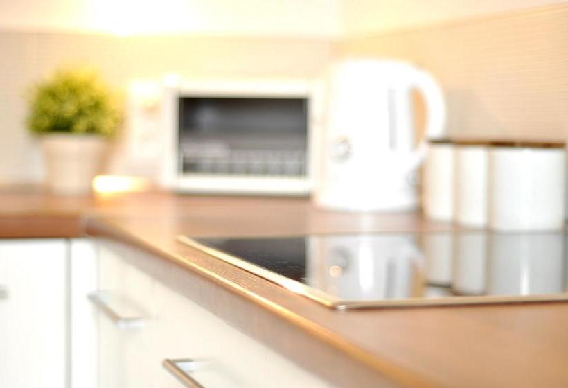 ホテル Midtown Hostel