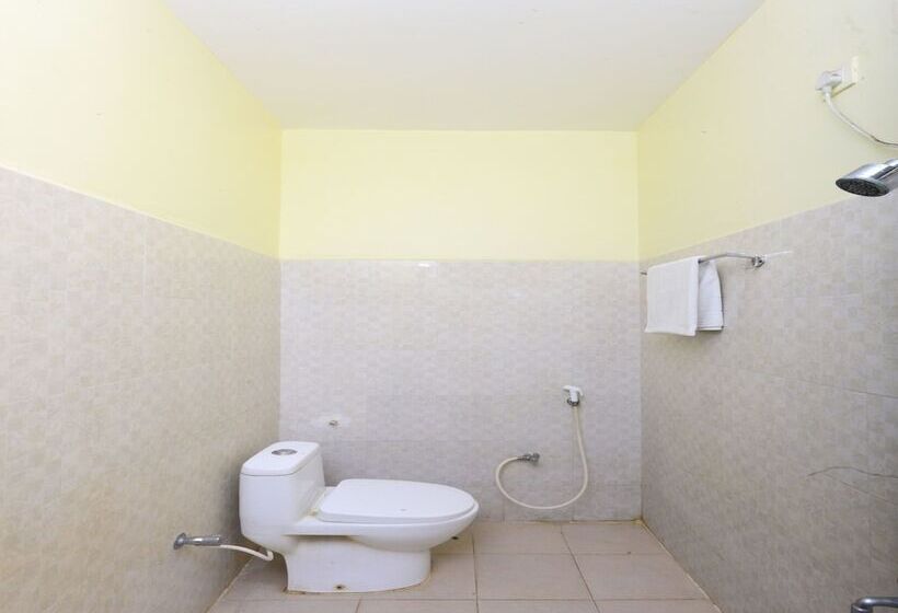 Отель O Padmavathi Puram Near Railway Station