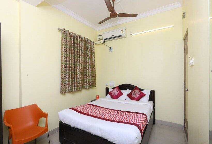 Отель O Padmavathi Puram Near Railway Station