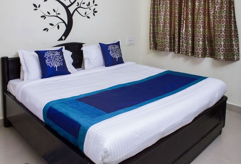 Отель O Padmavathi Puram Near Railway Station