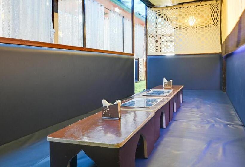 Отель O Padmavathi Puram Near Railway Station