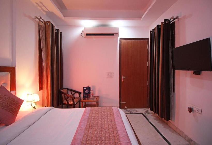 Отель Super Collection O Sector 110 Noida