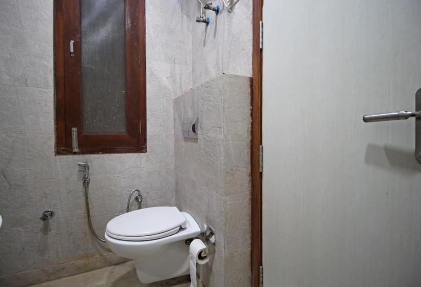 Отель Super Collection O Sector 110 Noida