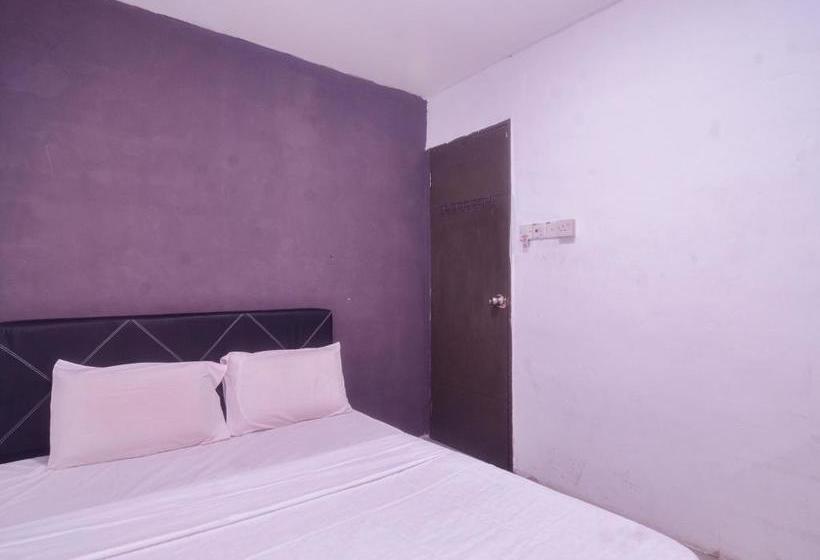 هتل Spot On 89630 Hilltop Room