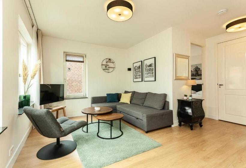 Отель Stayci Serviced Apartments Central Station