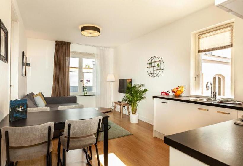 Отель Stayci Serviced Apartments Central Station