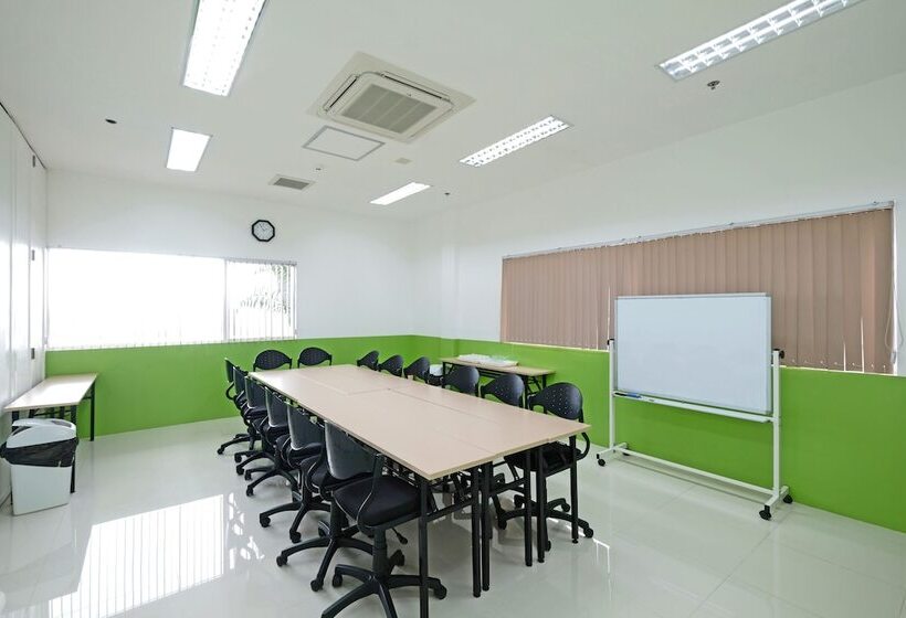 בית מלון כפרי Toyoko Inn Cebu