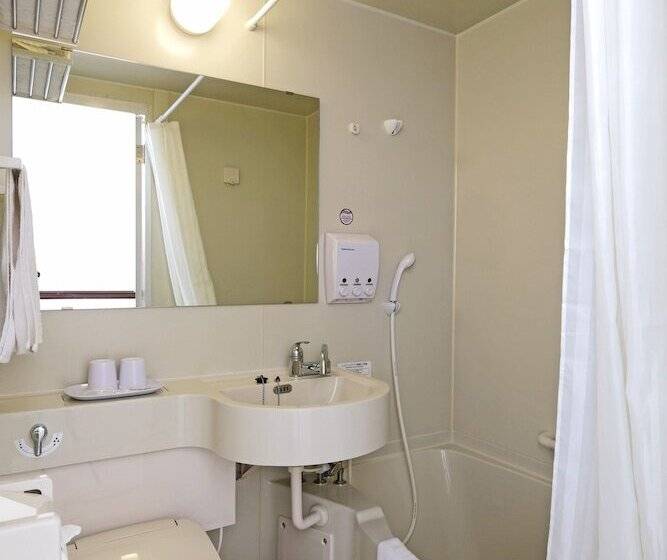 בית מלון כפרי Toyoko Inn Cebu