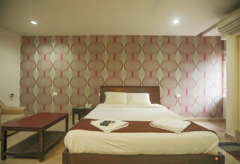 בית מלון כפרי Ulo Aravindar Residency