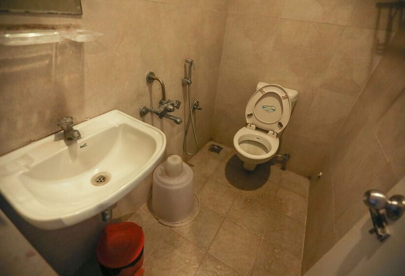 호텔 Ulo Aravindar Residency