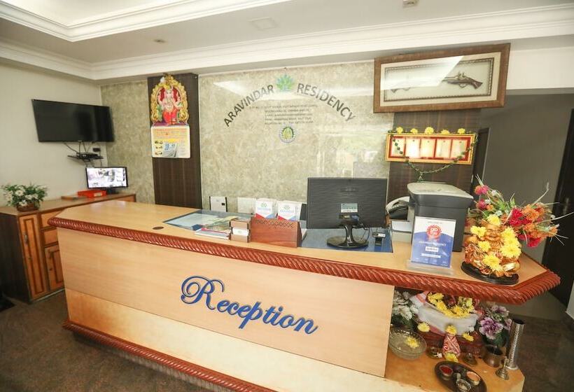 호텔 Ulo Aravindar Residency