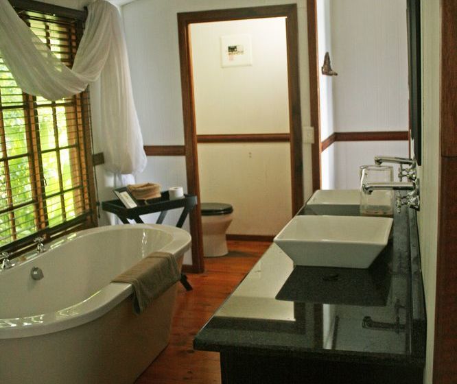 בית מלון כפרי Vista Alta Lodge