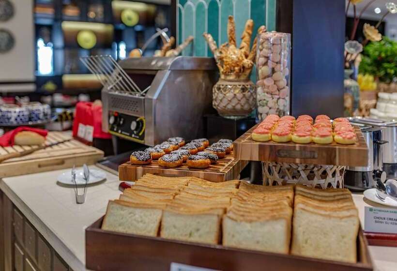 Hotel Wyndham Garden Hoi An Cua Dai