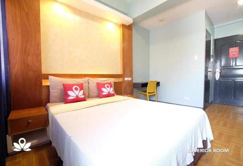 ホテル Zen Rooms Basic Quirino Station