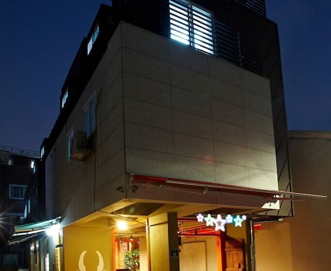 Kstar Stay Residence Hoehyun   Hostel