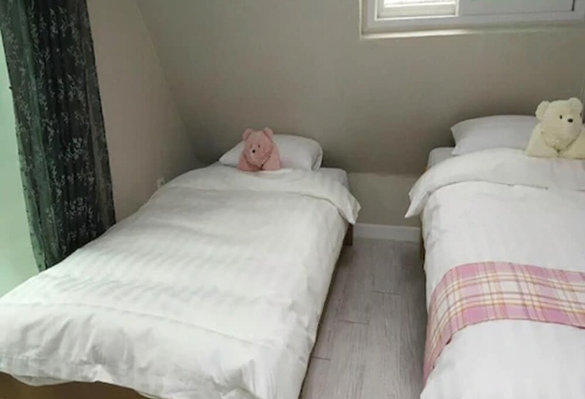 Kstar Stay Residence Hoehyun   Hostel
