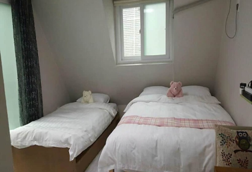 Kstar Stay Residence Hoehyun   Hostel
