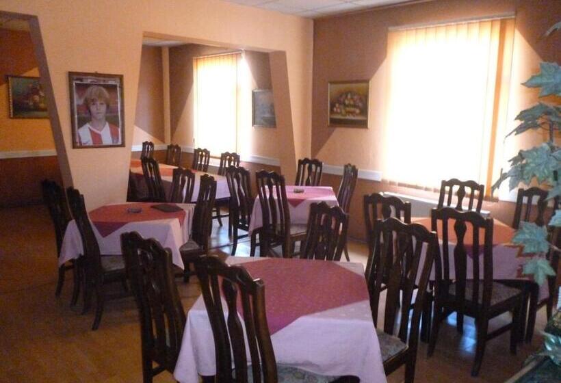 مُتل Apartmani I Sobe Okuka