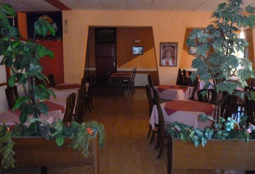 مُتل Apartmani I Sobe Okuka