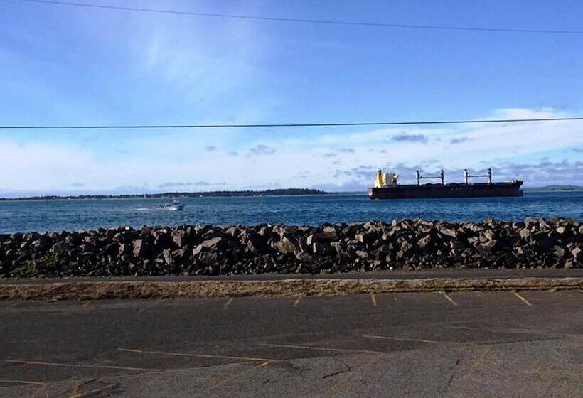 モーテル Islander Westport