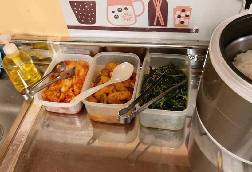 پانسیون 24 Guesthouse Seomyun