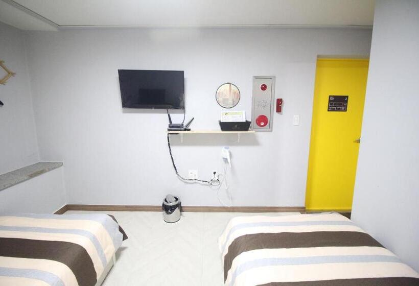 پانسیون 24 Guesthouse Seomyun