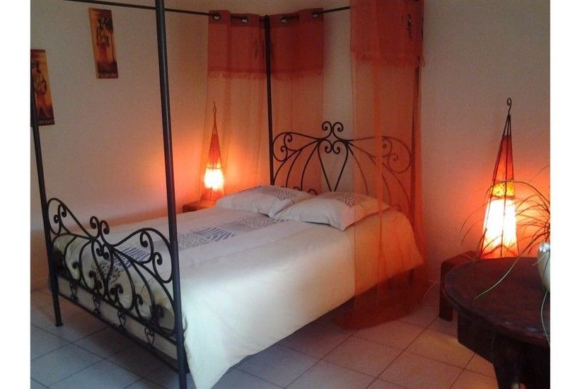 펜션 Chambres D Hôtes Chez Mariebel