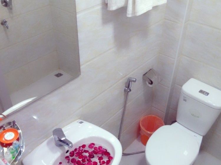 پانسیون Green Days Inn