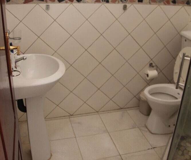 פנסיון Marumadi   Planeta Mocambique