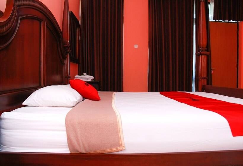 膳宿费 Reddoorz @ Sersan Bajuri