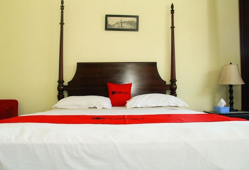 膳宿费 Reddoorz @ Sersan Bajuri