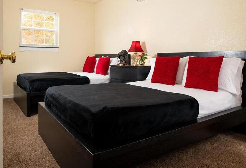 Pipestem Spa, Event Center And Mountain Chalets