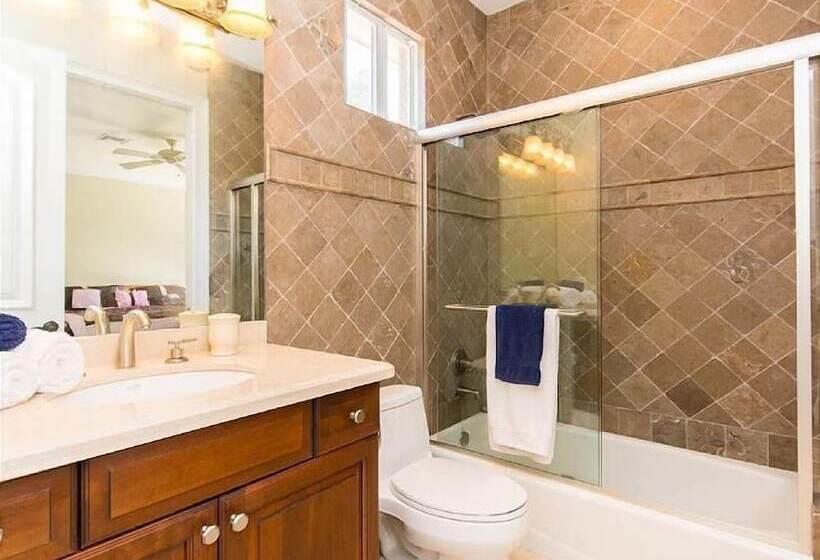 Salty Bungalow Marietta