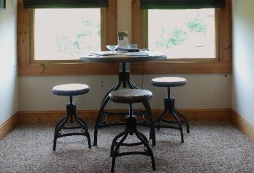 Shirley S Bed And Breakfast