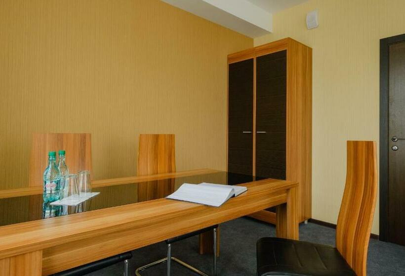 هتل отель Skyline томск аэропорт