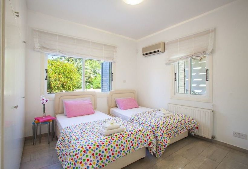 Sunset Beachfront Villa Meneou