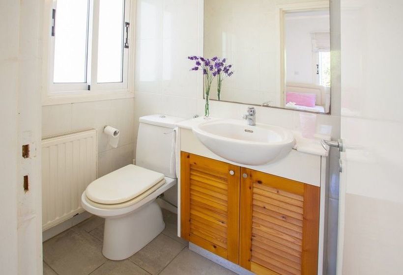 Sunset Beachfront Villa Meneou