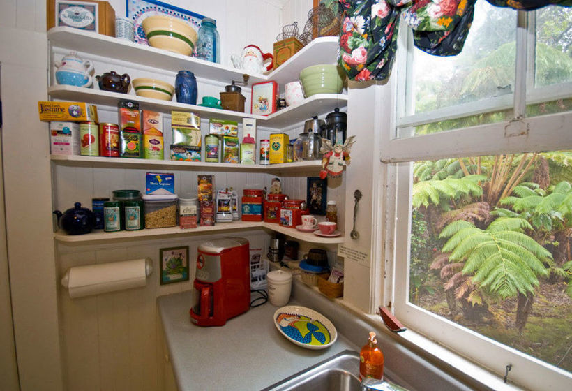 Volcano Teapot Cottage