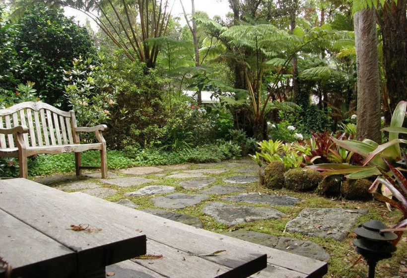 Volcano Teapot Cottage