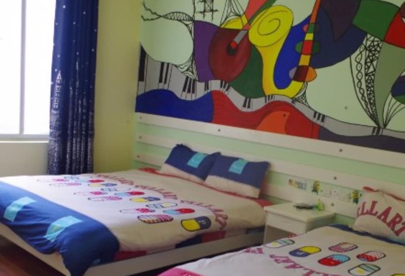 Yatou Bamboo House   Hostel