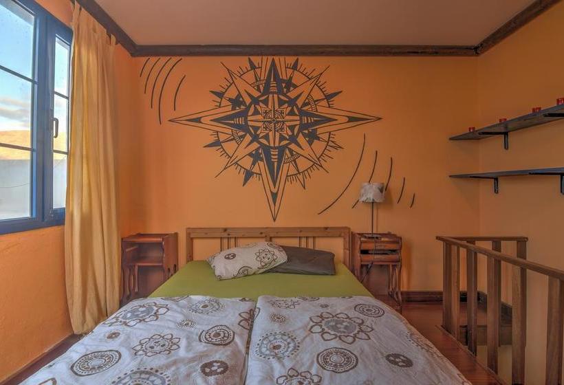 Red Star Surf Hostel