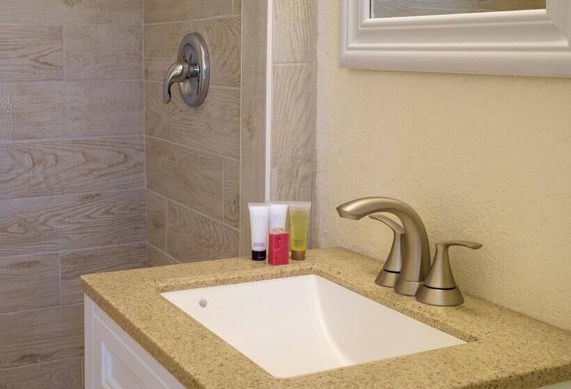 فندق فئة نجمة واحدة Atlantic Hideaway