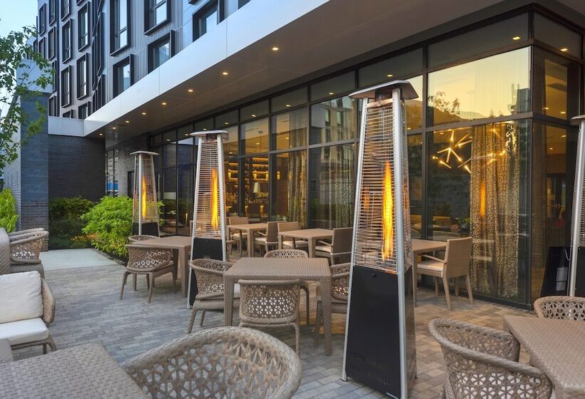 Ac Hotel By Marriott Boston Downtown