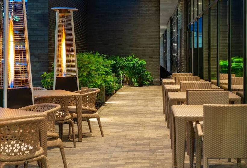 Ac Hotel By Marriott Boston Downtown