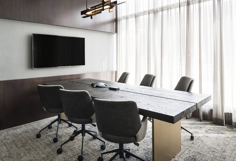 Ac Hotel By Marriott Boston Downtown