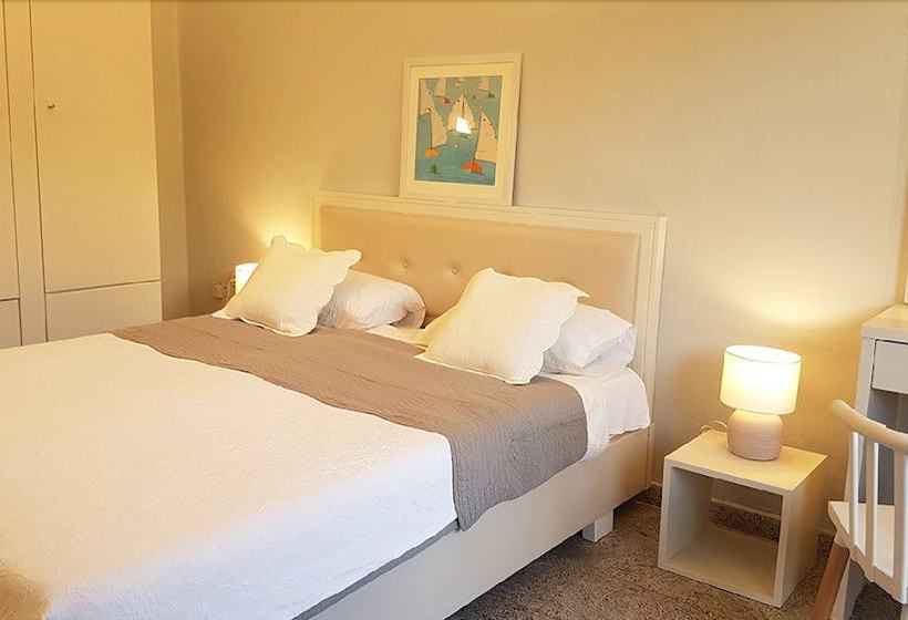 فندق Arion Beach