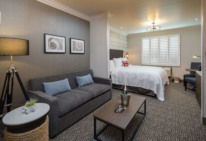 Aristocrat Hotel, Bw Signature Collection